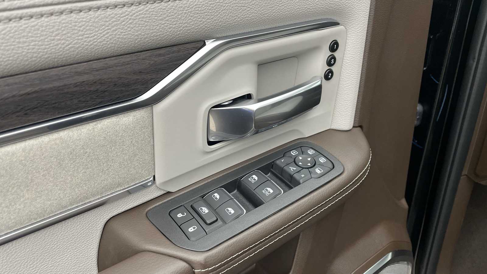 Thumbnail: 2026 RAM 3500 - 7