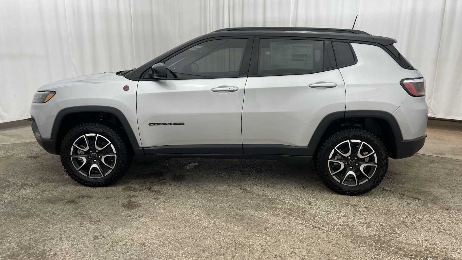 Thumbnail: 2026 Jeep Compass - 29