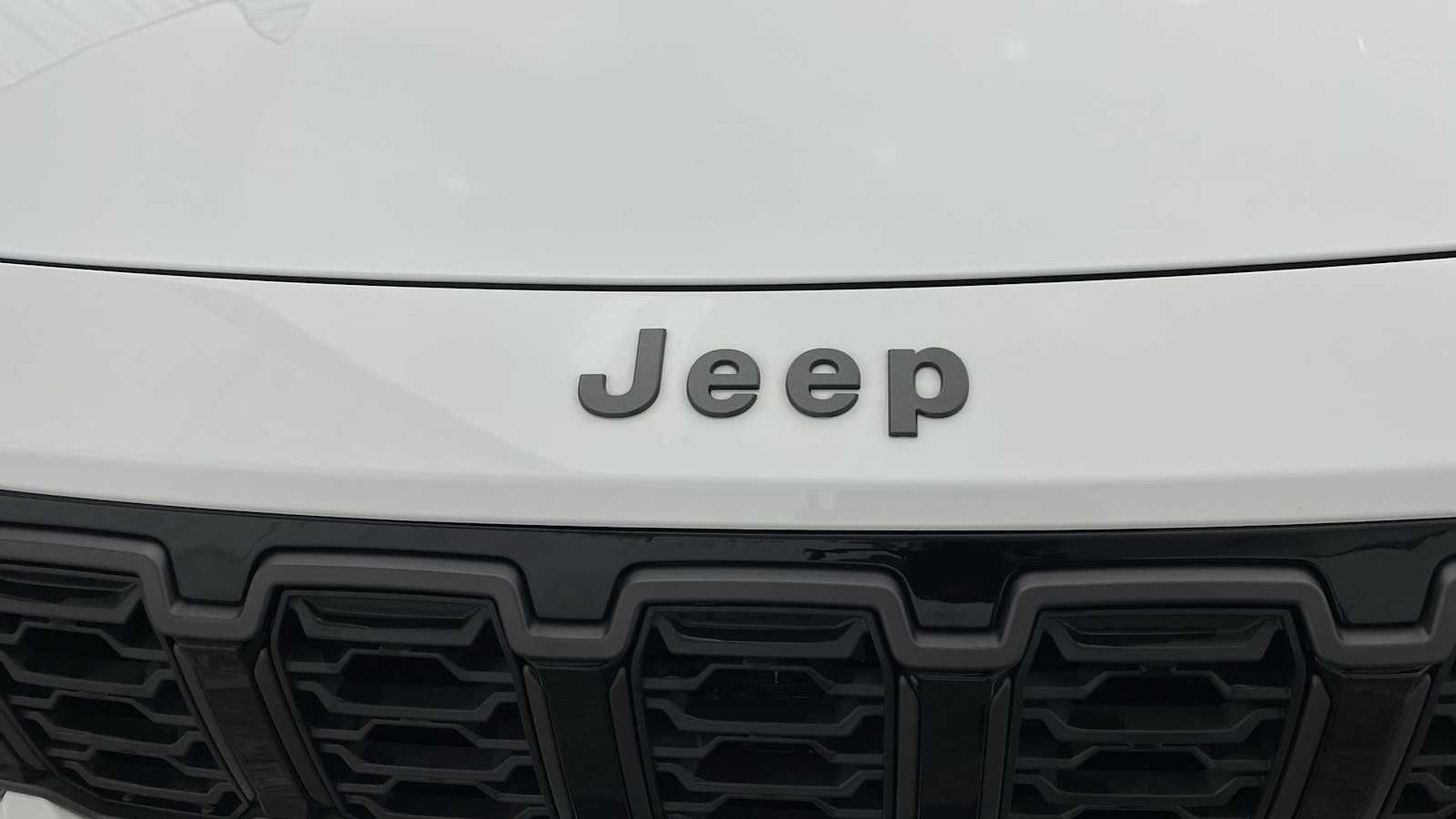 Thumbnail: 2026 Jeep Cherokee - 38