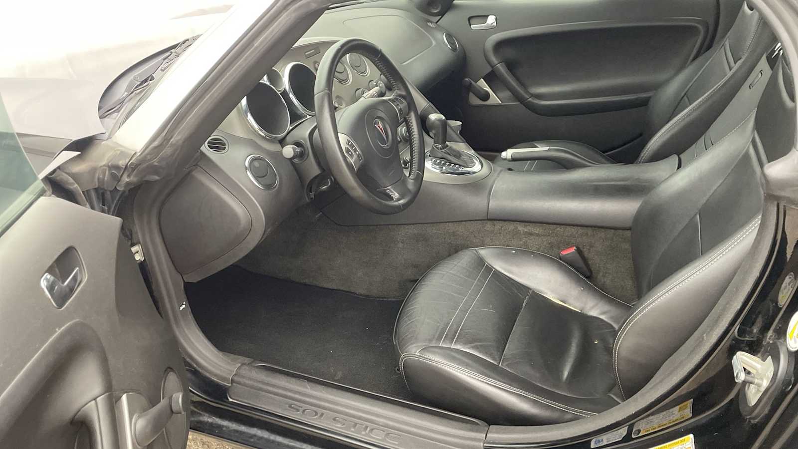 Used 2007 Pontiac Solstice Base with VIN 1G2MB35B07Y108674 for sale in Great Falls, MT