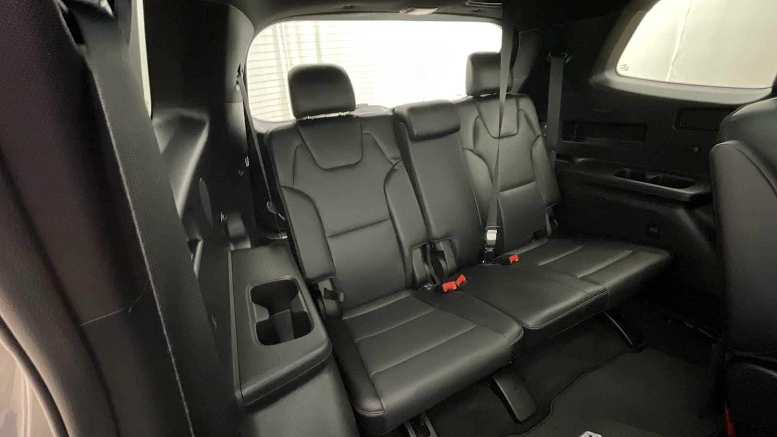 Thumbnail: 2023 Kia Telluride - 12