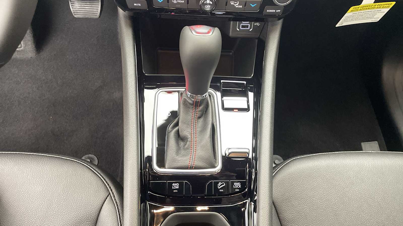 Thumbnail: 2026 Jeep Compass - 22