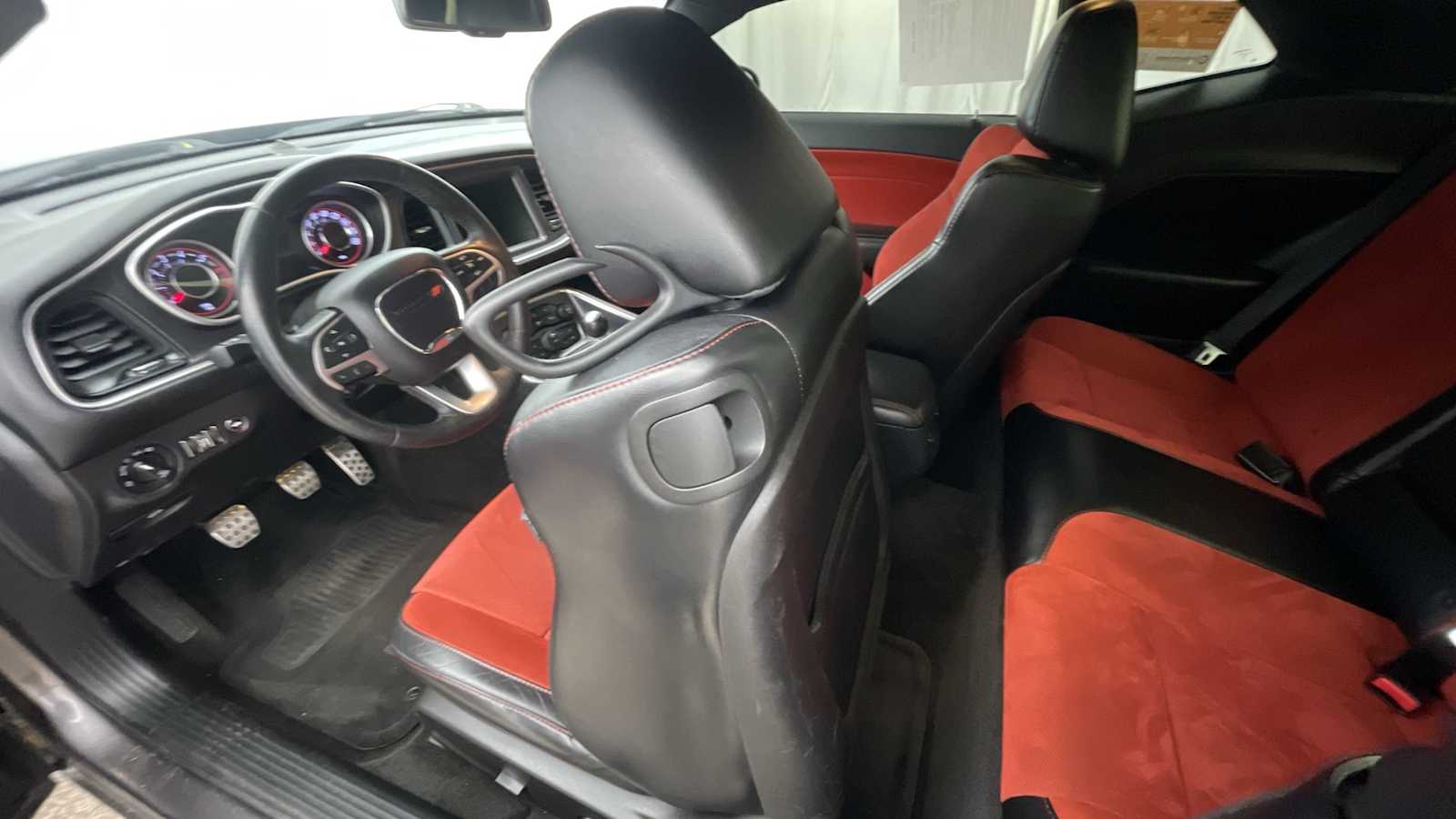 Thumbnail: 2015 Dodge Challenger - 8