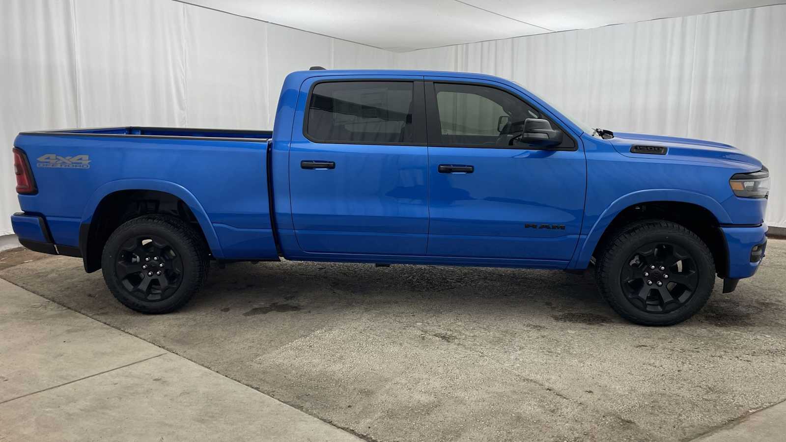 Thumbnail: 2026 RAM 1500 - 33