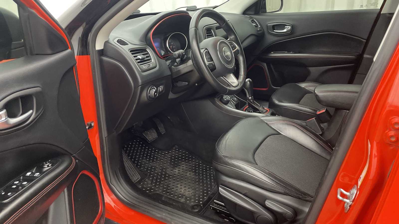 Thumbnail: 2019 Jeep Compass - 2