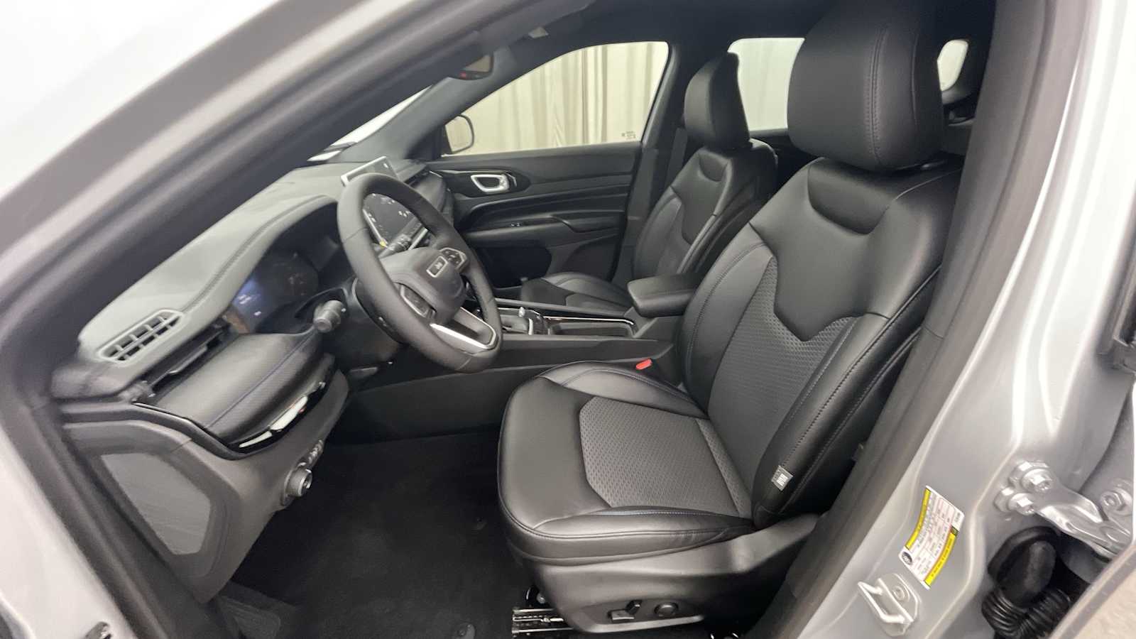 Thumbnail: 2026 Jeep Compass - 5