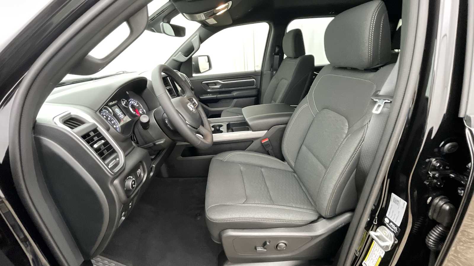 Thumbnail: 2026 RAM 1500 - 5