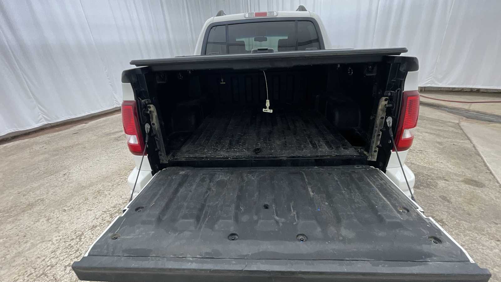 Thumbnail: 2008 Ford Explorer Sport Trac - 26