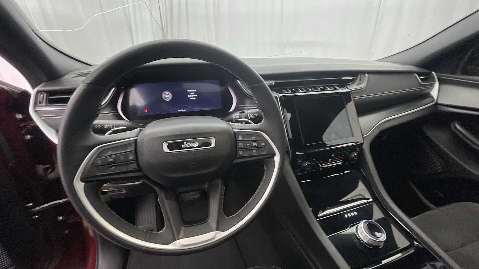 Thumbnail: 2023 Jeep Grand Cherokee - 3