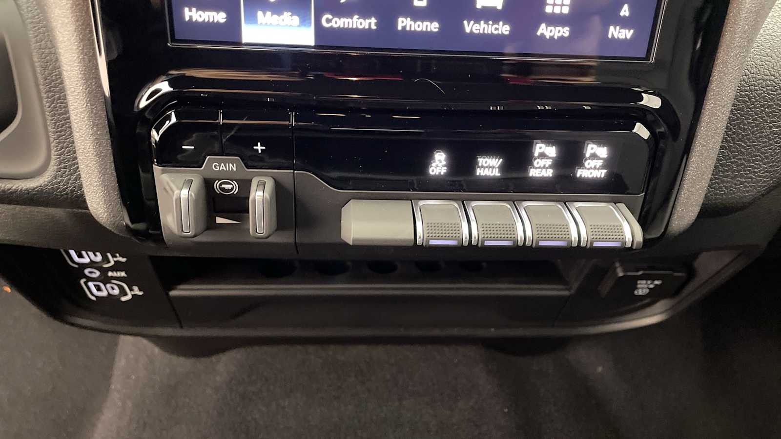 Thumbnail: 2025 RAM 2500 - 23