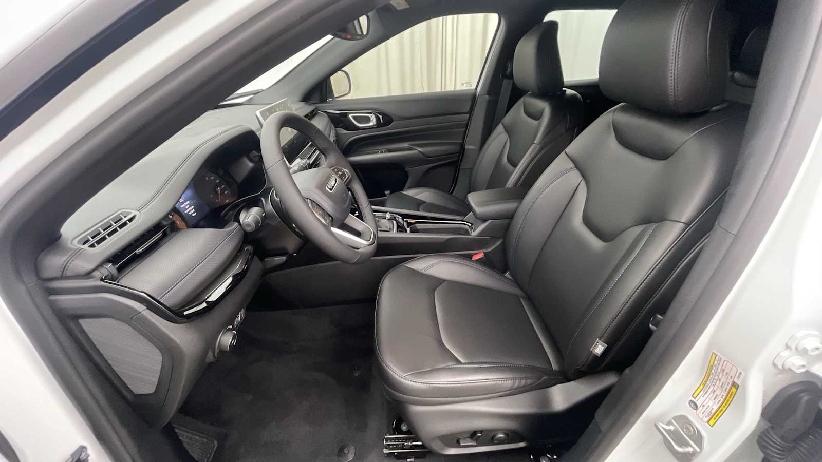 Thumbnail: 2026 Jeep Compass - 5