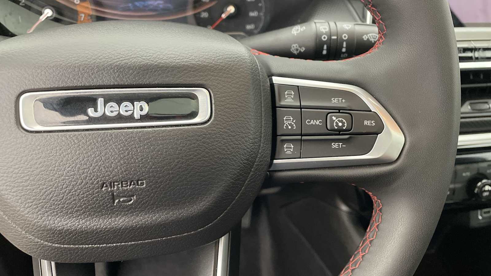 Thumbnail: 2023 Jeep Compass - 15