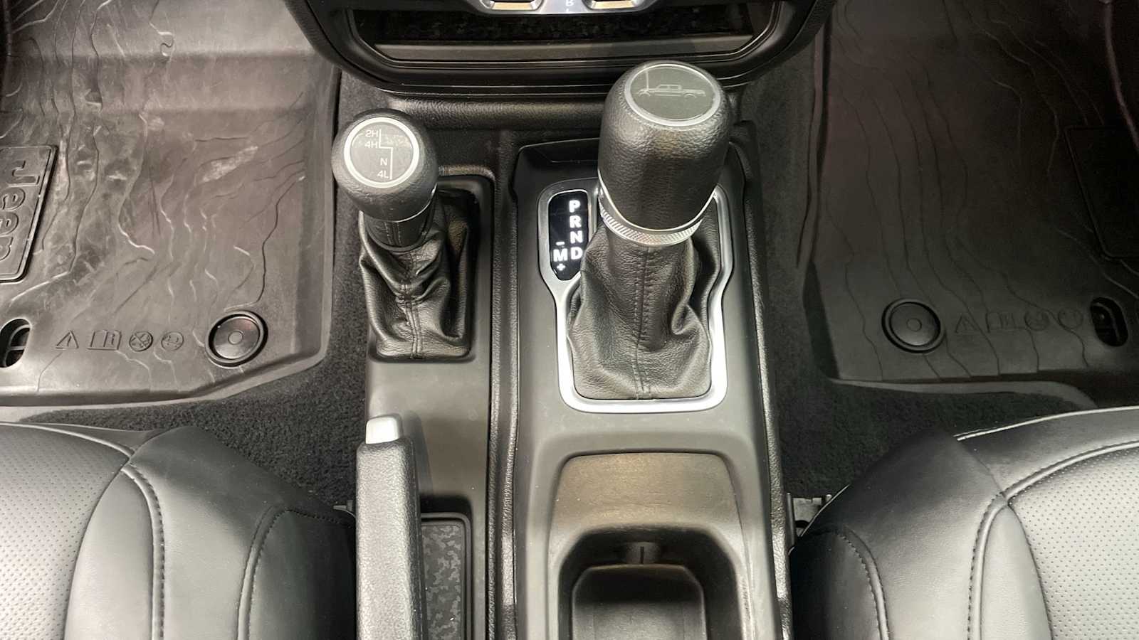 Thumbnail: 2020 Jeep Gladiator - 20