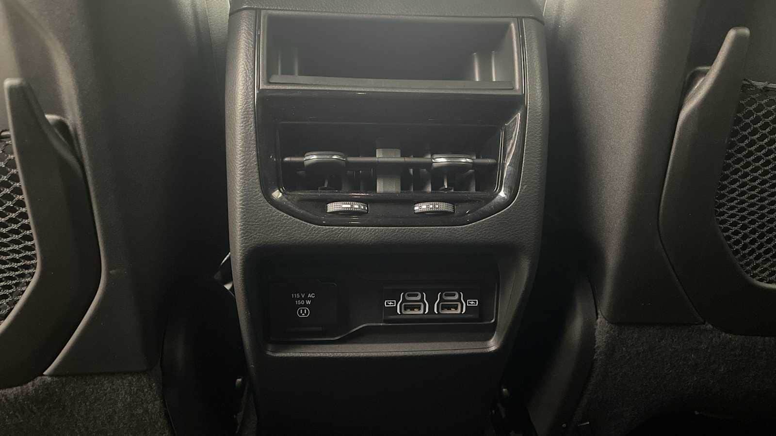 Thumbnail: 2024 Jeep Grand Cherokee - 25