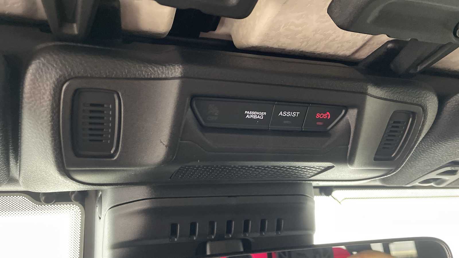 Thumbnail: 2025 Jeep Gladiator - 24