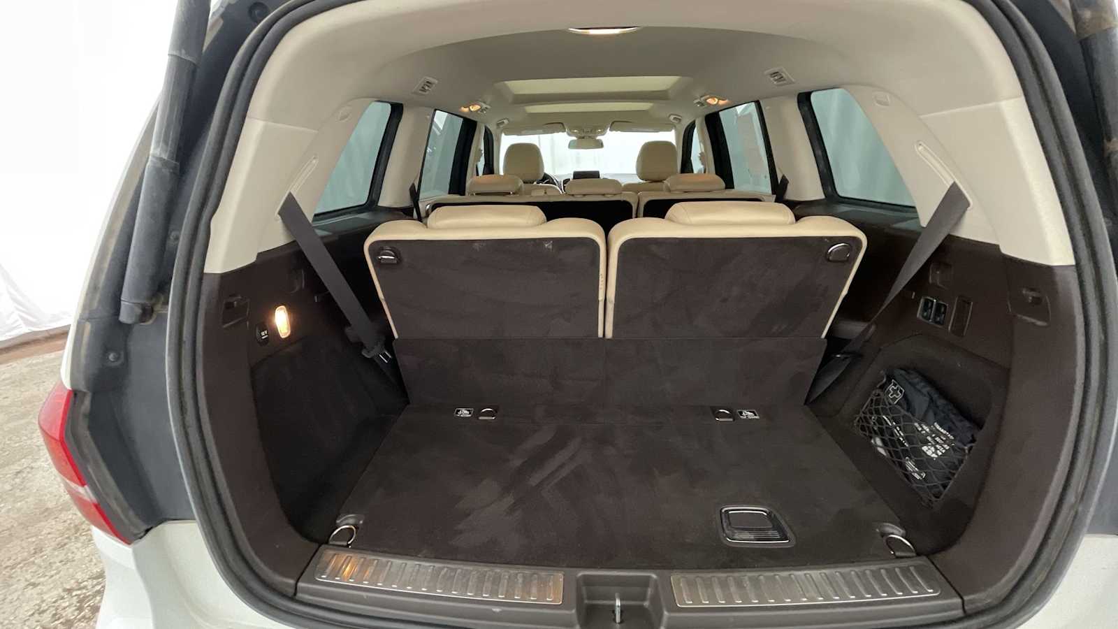 Thumbnail: 2017 Mercedes-Benz GLS - 31