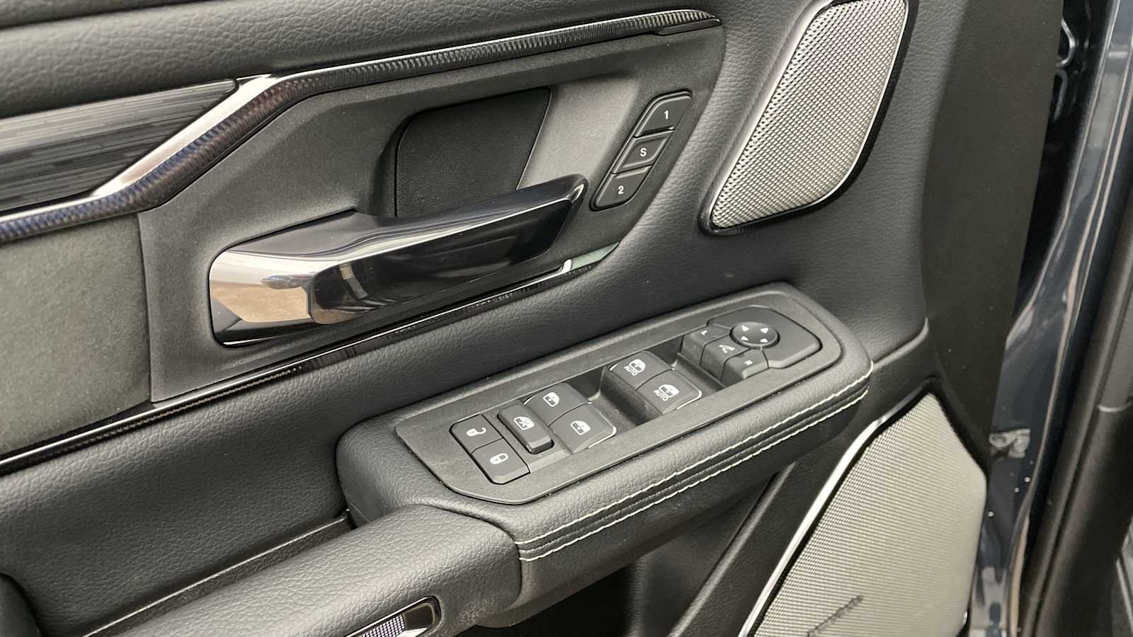 Thumbnail: 2026 RAM 1500 - 7