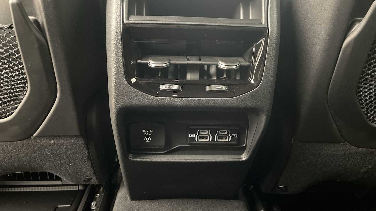 Thumbnail: 2025 Jeep Grand Cherokee - 25