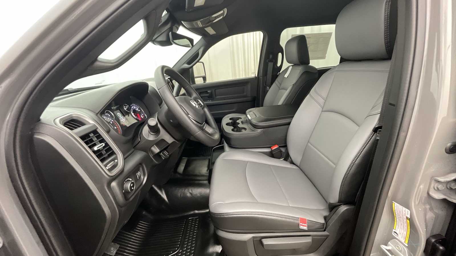 Thumbnail: 2026 RAM 3500 - 6