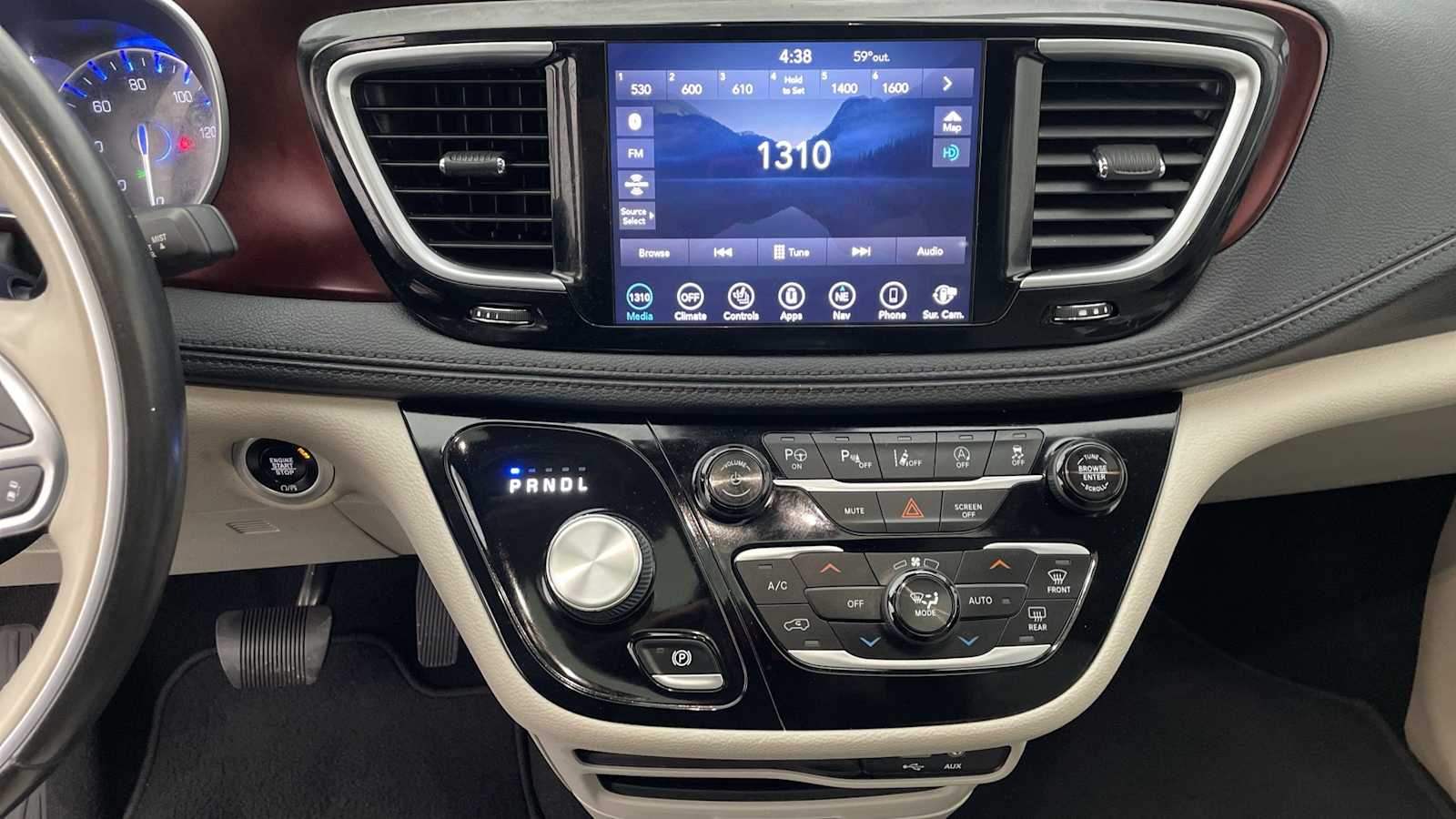 Thumbnail: 2020 Chrysler Pacifica - 20