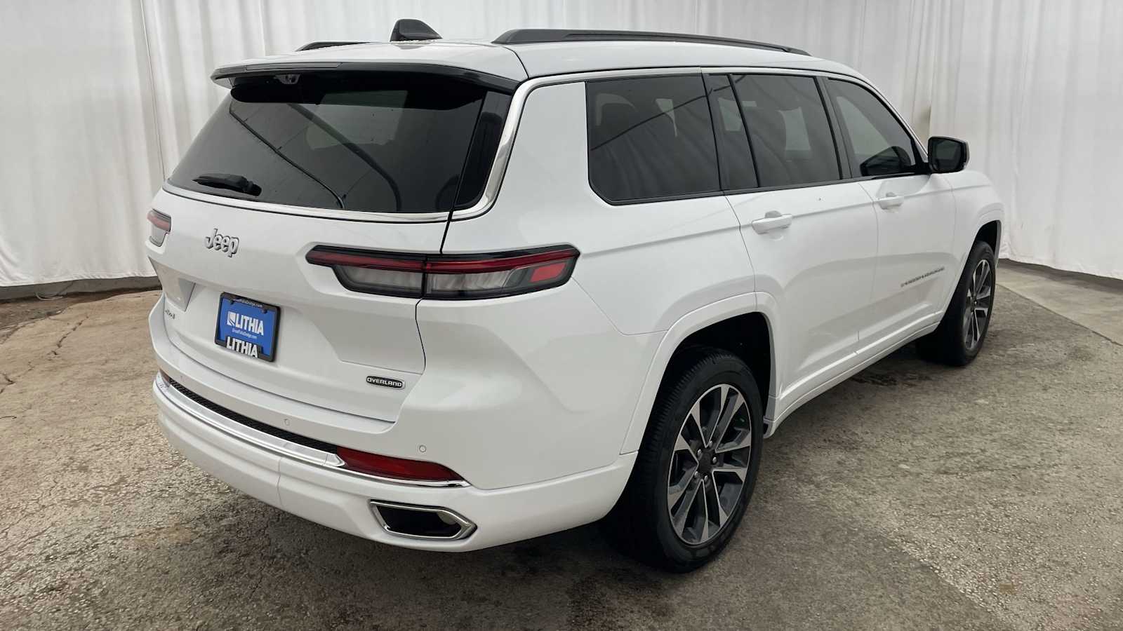 Thumbnail: 2025 Jeep Grand Cherokee - 39