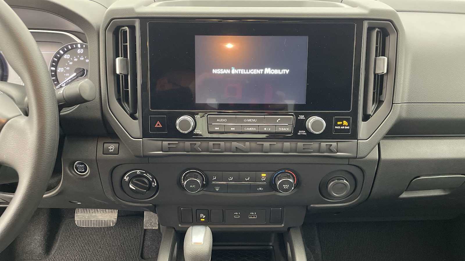 Thumbnail: 2025 Nissan Frontier - 16