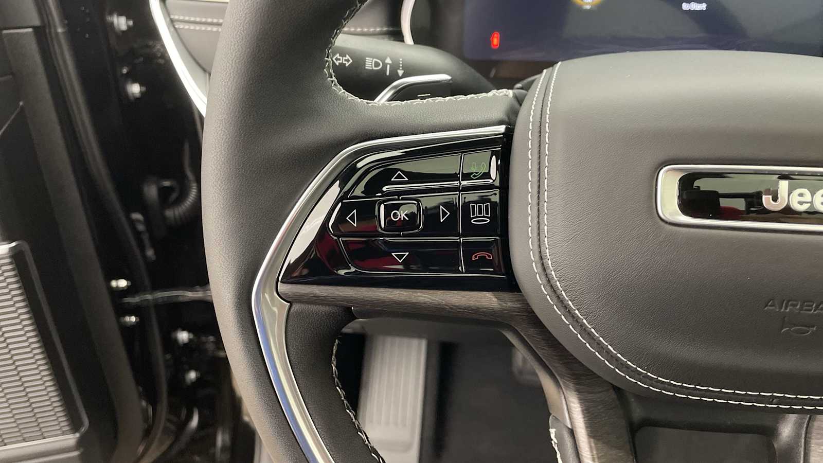 Thumbnail: 2025 Jeep Grand Cherokee - 15