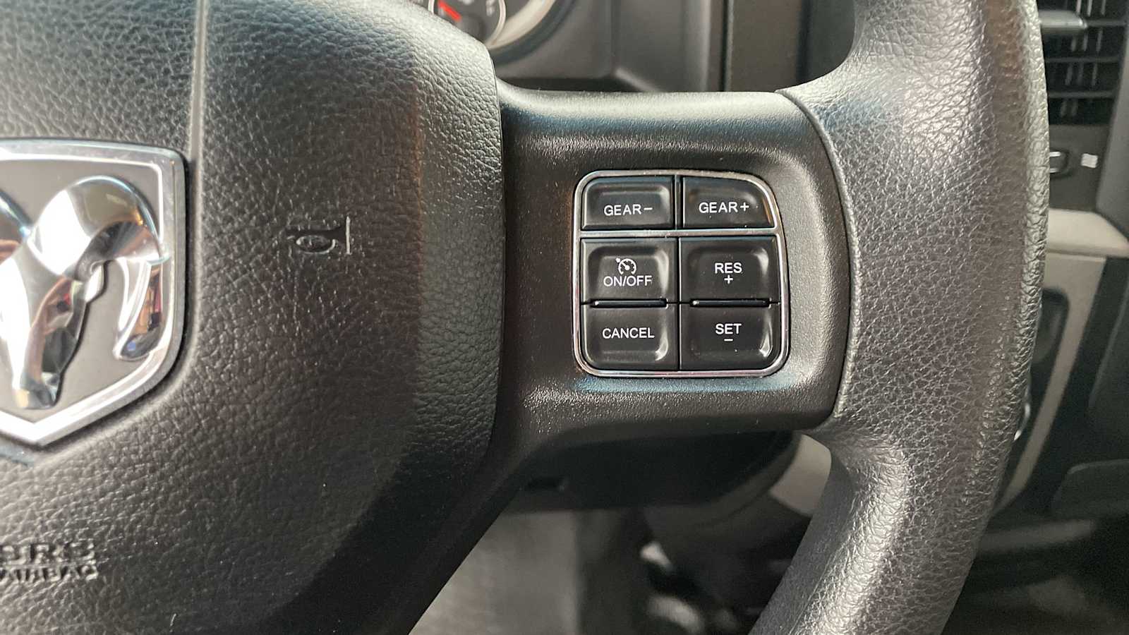 Thumbnail: 2021 RAM 1500 Classic - 11