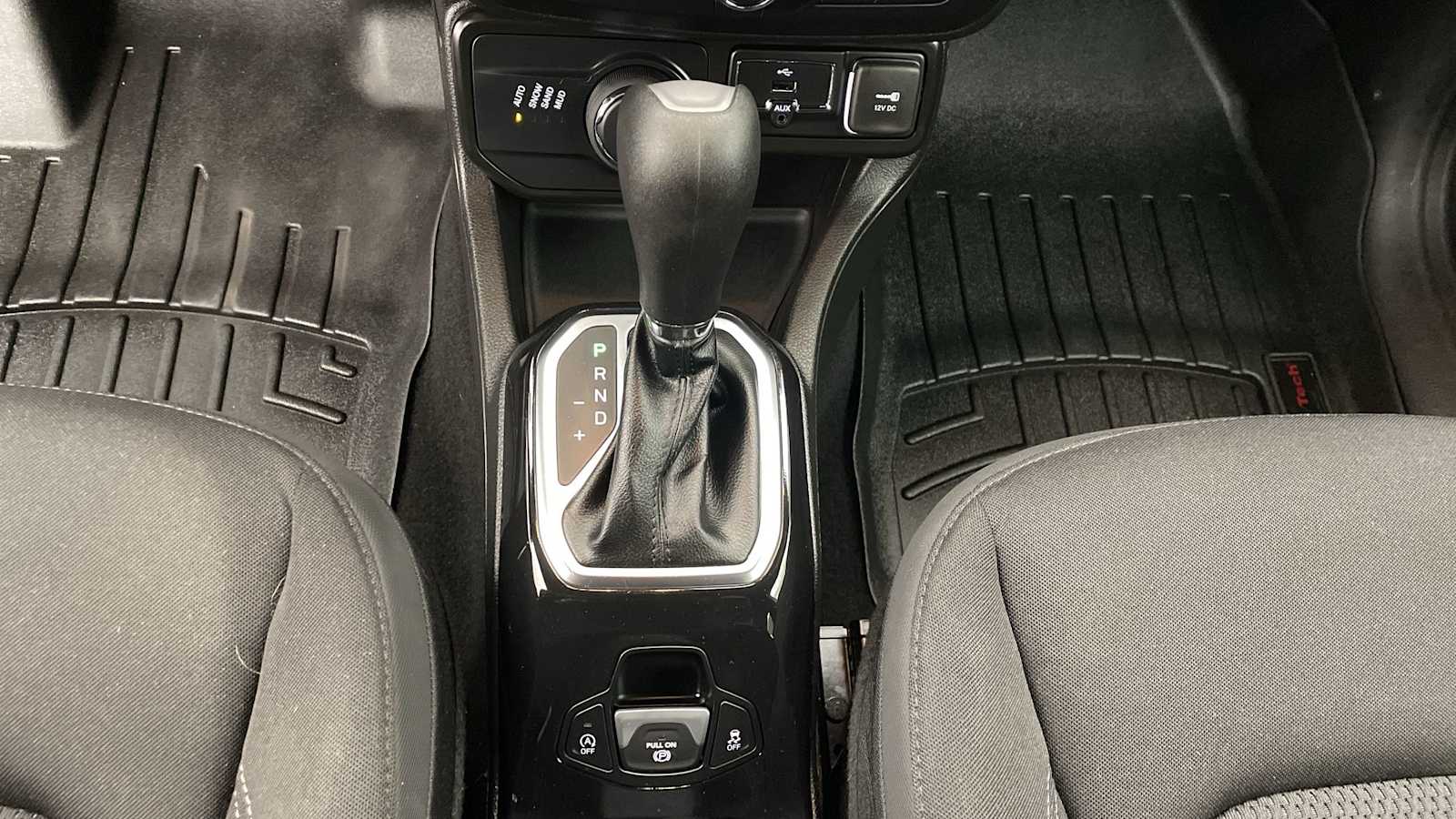 Thumbnail: 2022 Jeep Renegade - 20