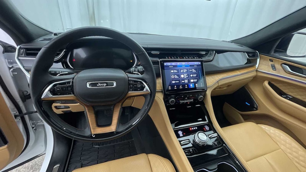 Used 2024 Jeep Grand Cherokee L Summit SUV