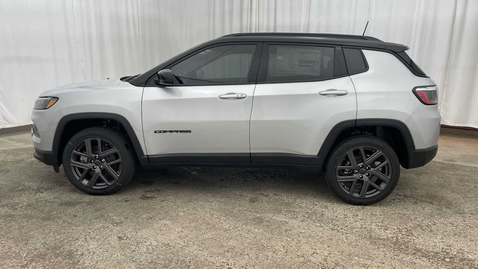 Thumbnail: 2026 Jeep Compass - 28