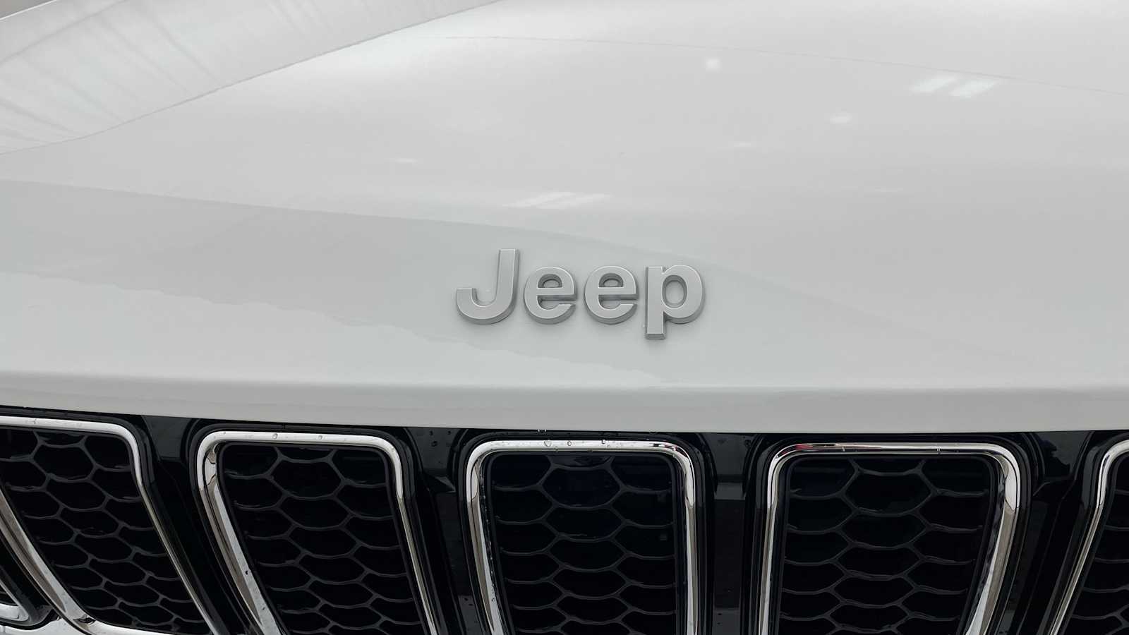 Thumbnail: 2025 Jeep Grand Cherokee - 44