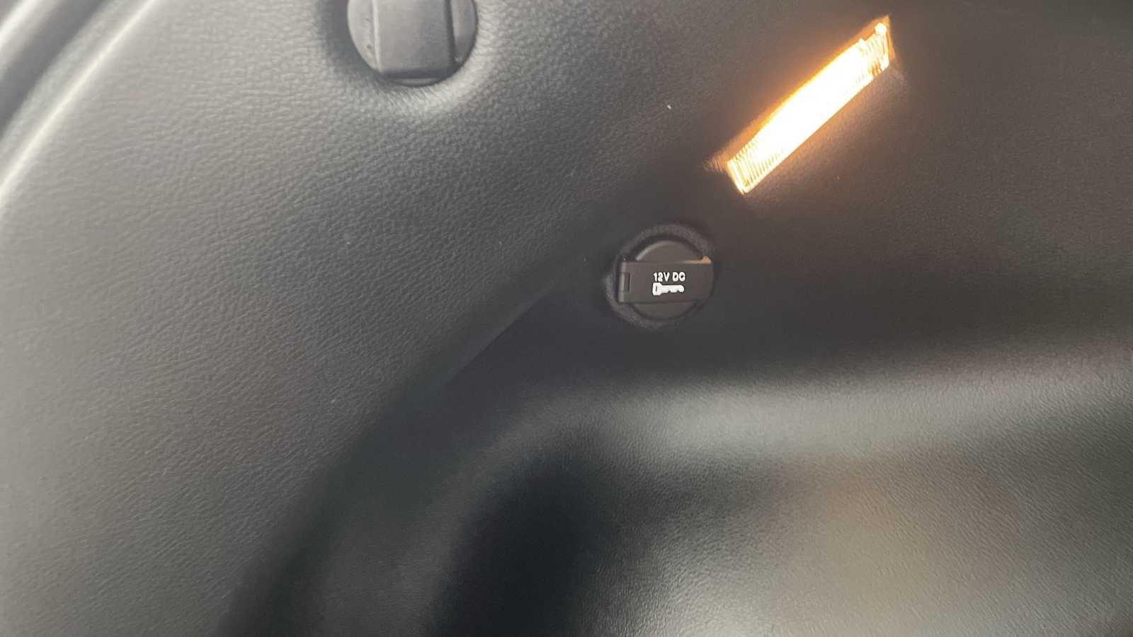 Thumbnail: 2023 Jeep Compass - 26