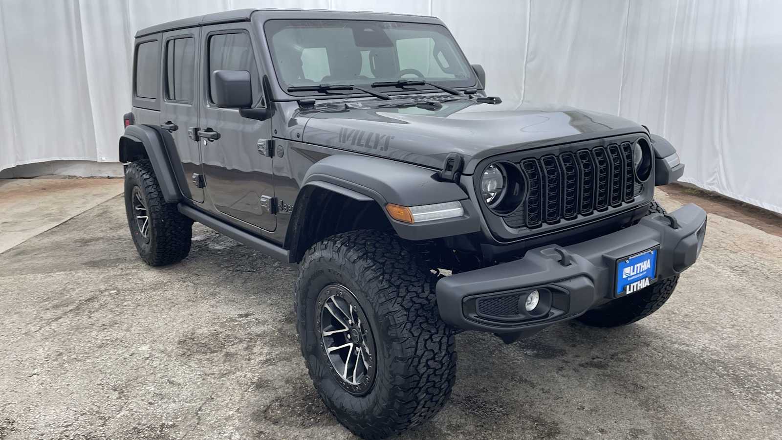 Thumbnail: 2026 Jeep Wrangler - 38