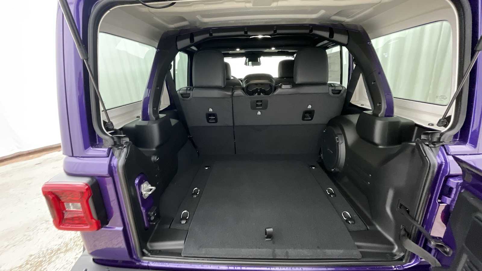 Thumbnail: 2026 Jeep Wrangler - 31