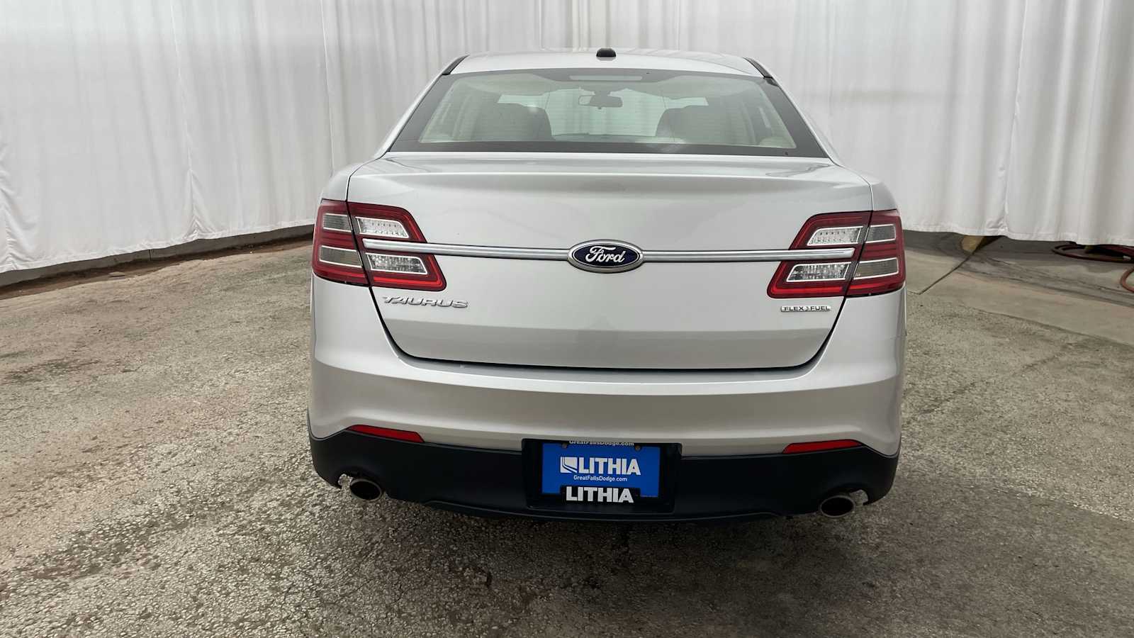 Thumbnail: 2013 Ford Taurus - 29