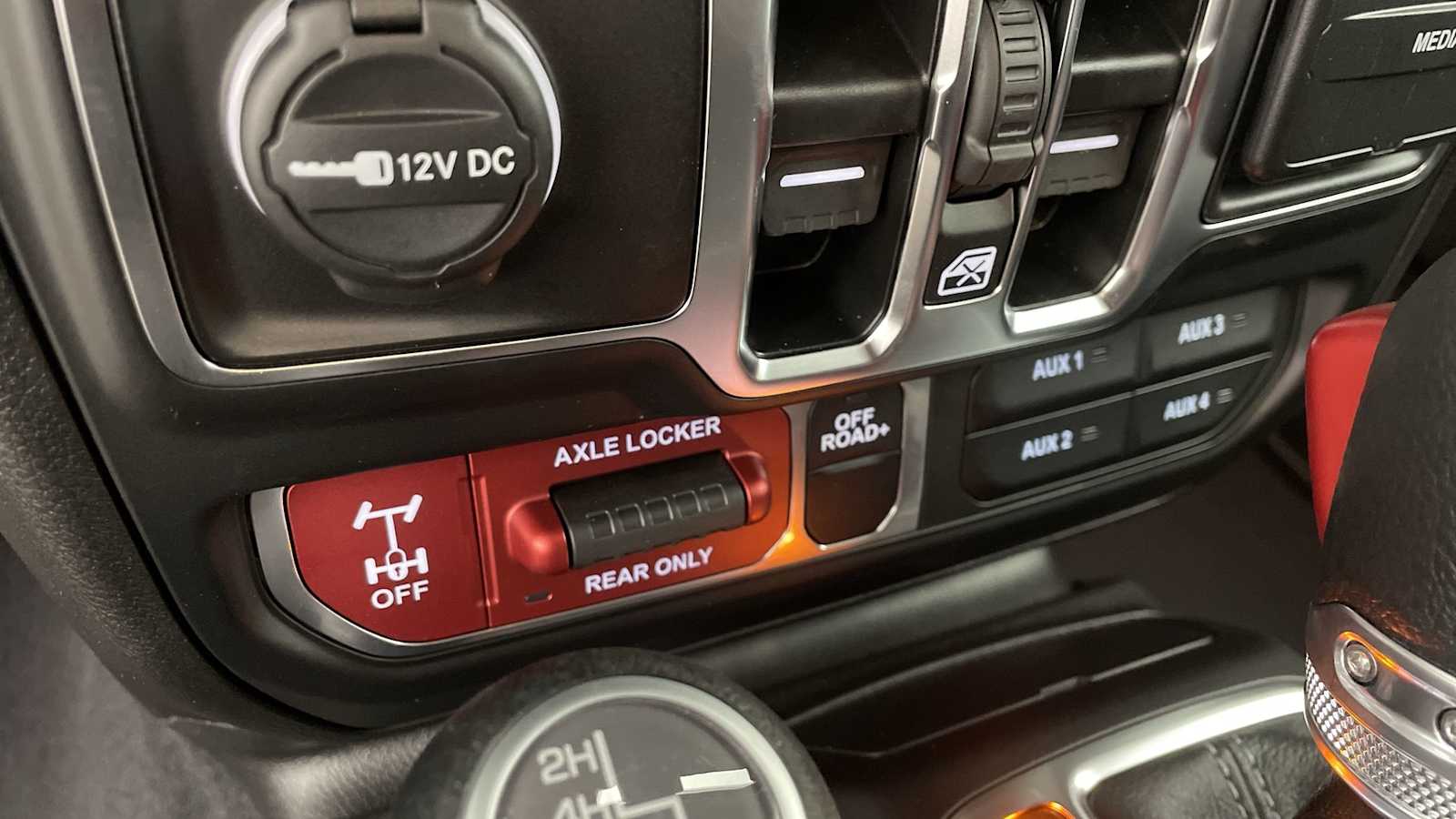 Thumbnail: 2026 Jeep Wrangler - 26