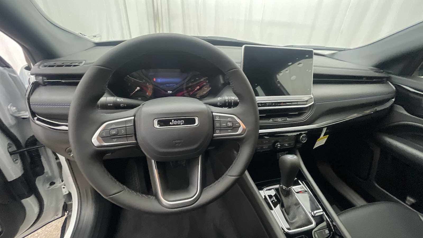 Thumbnail: 2026 Jeep Compass - 3