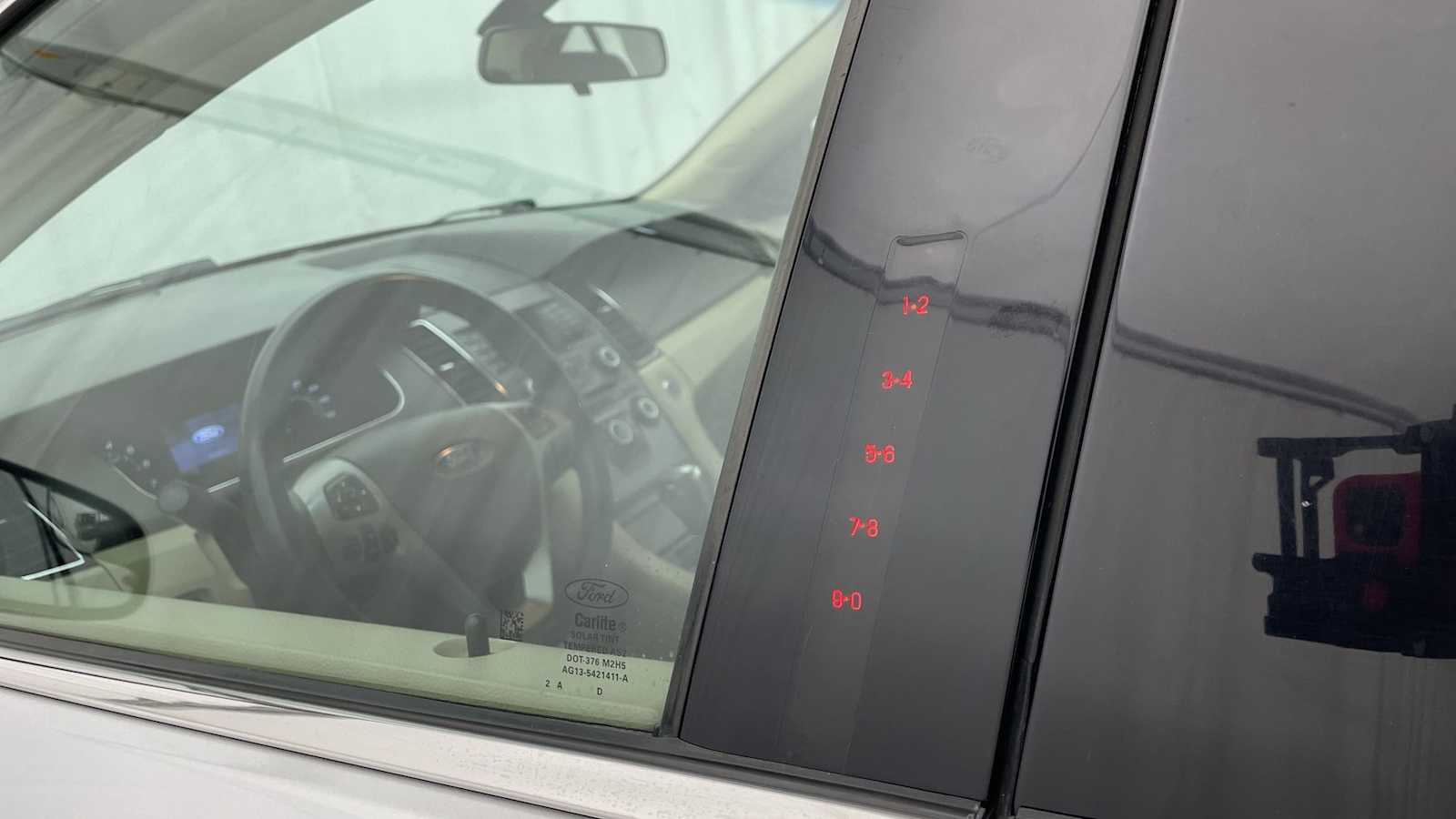 Thumbnail: 2013 Ford Taurus - 22