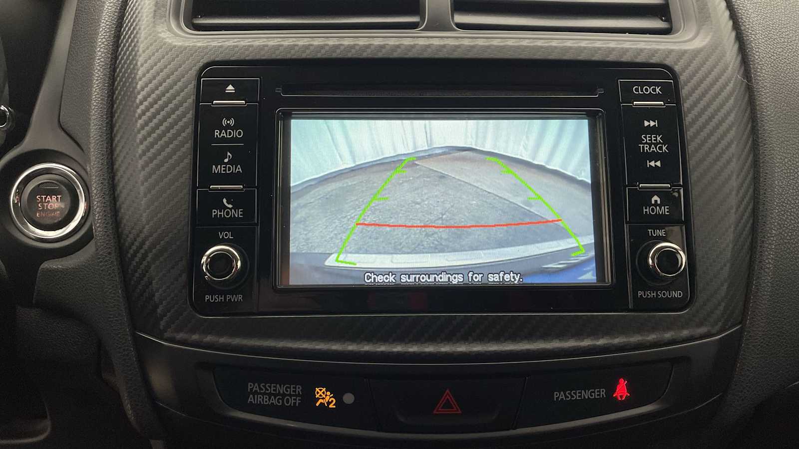 Thumbnail: 2016 Mitsubishi Outlander Sport - 4