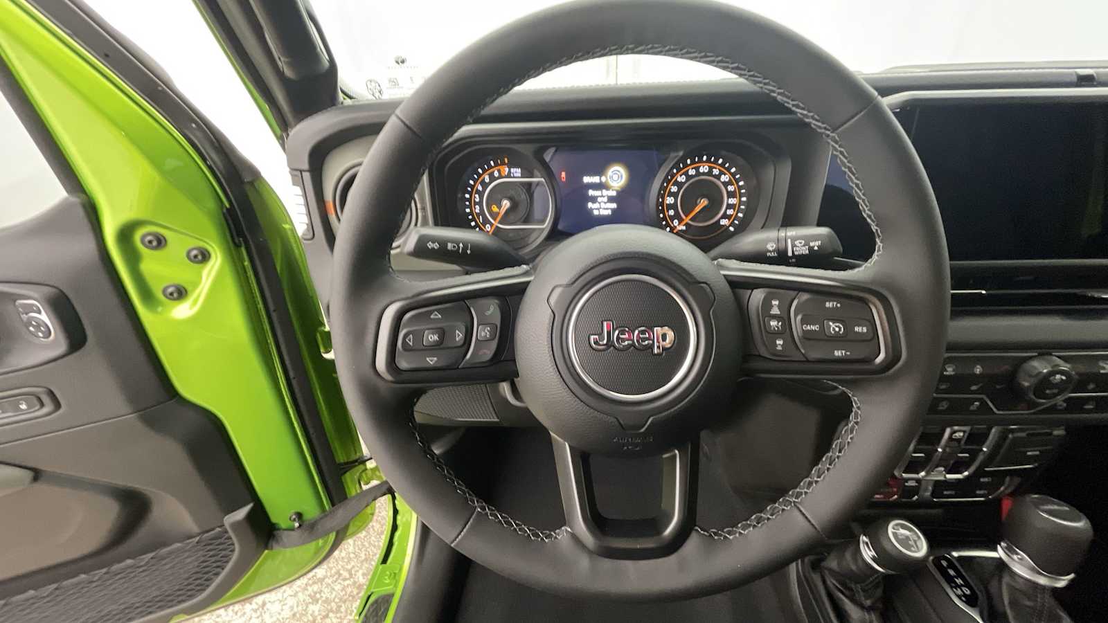 Thumbnail: 2025 Jeep Gladiator - 13