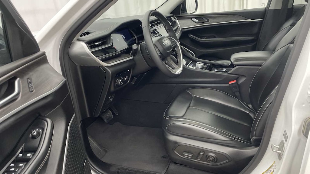 Used 2023 Jeep Grand Cherokee 4xe Base SUV