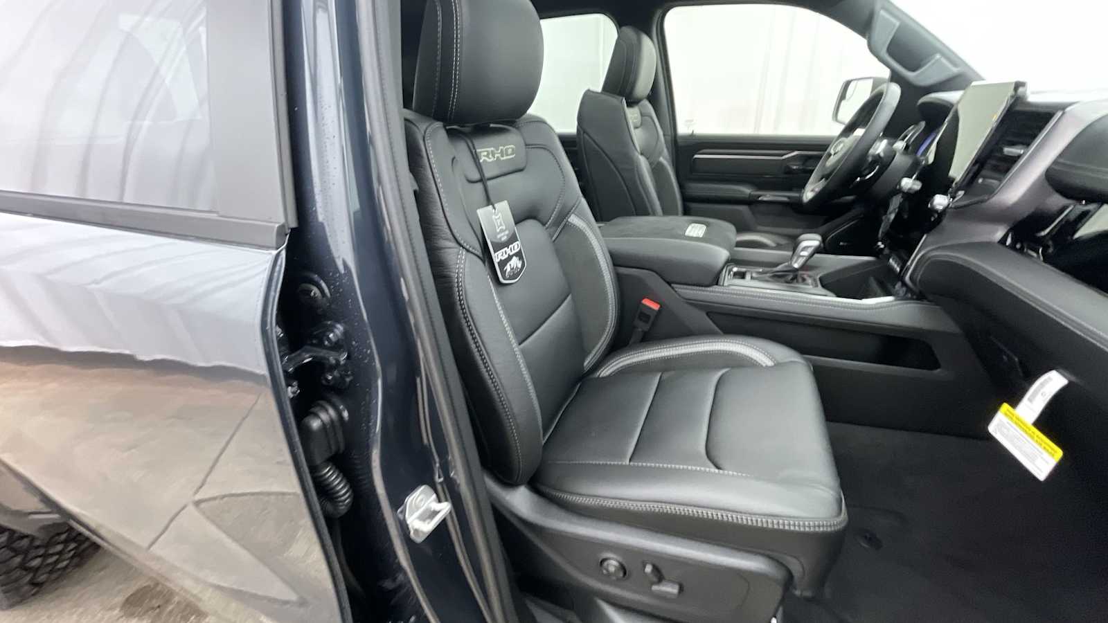 Thumbnail: 2026 RAM 1500 - 13