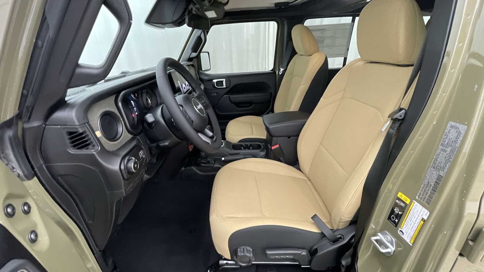 Thumbnail: 2026 Jeep Wrangler - 5