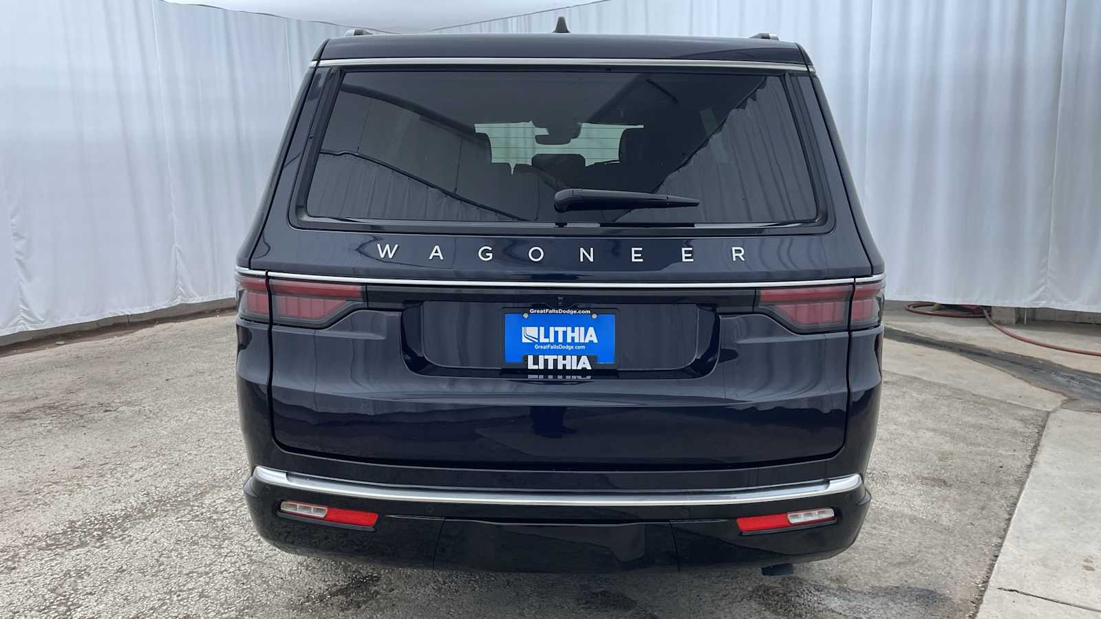 Thumbnail: 2025 Jeep Wagoneer - 34