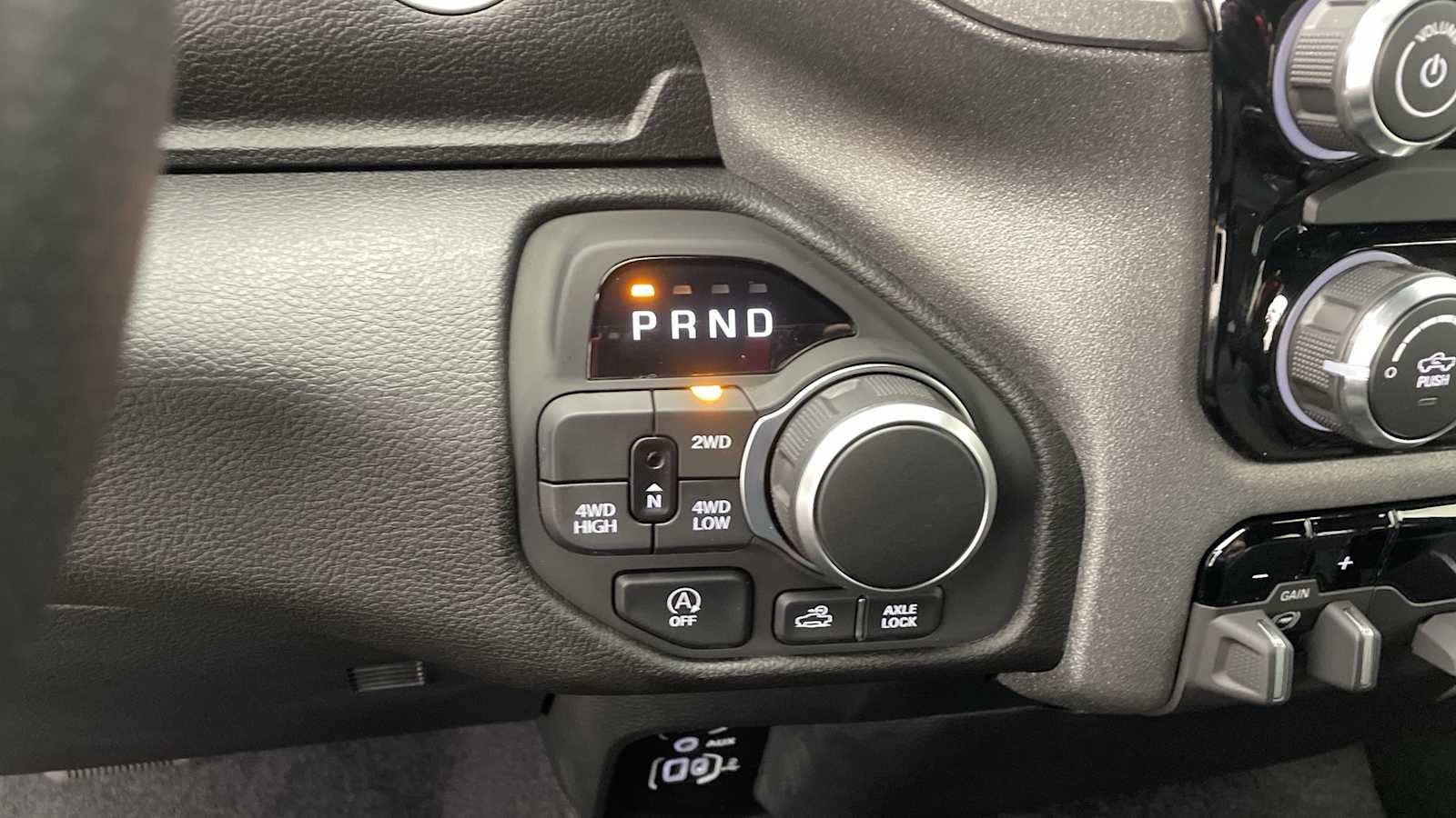 Thumbnail: 2026 RAM 1500 - 18