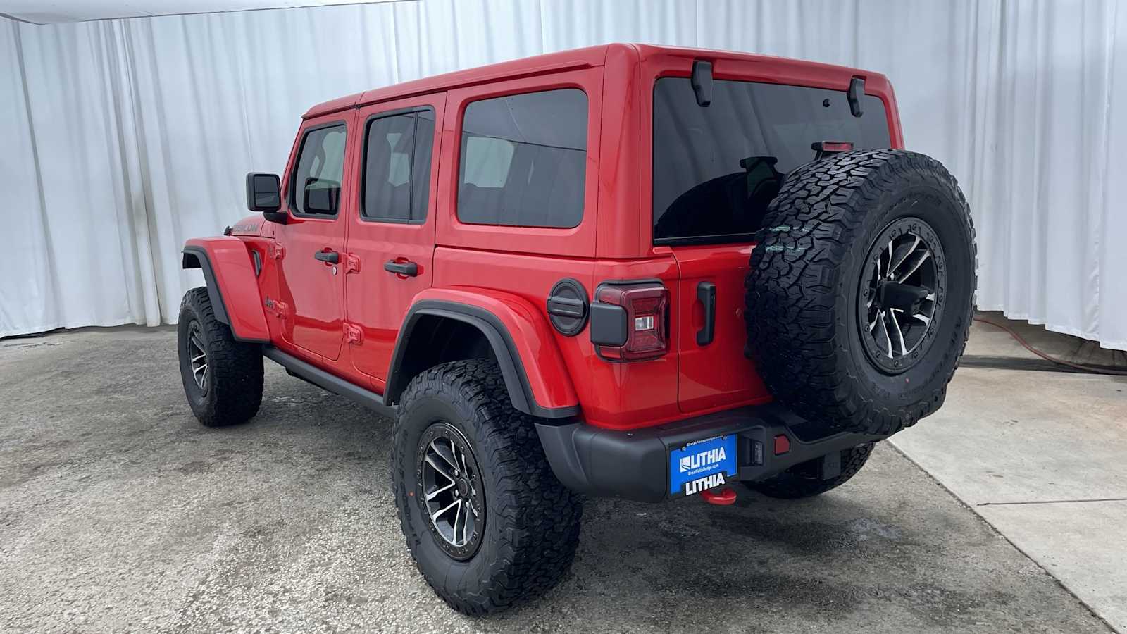 Thumbnail: 2026 Jeep Wrangler - 34