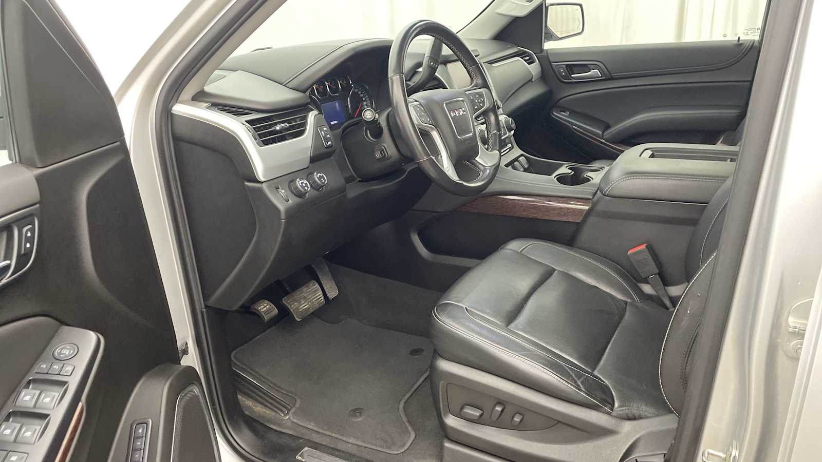 1GKS2GKC4LR205702