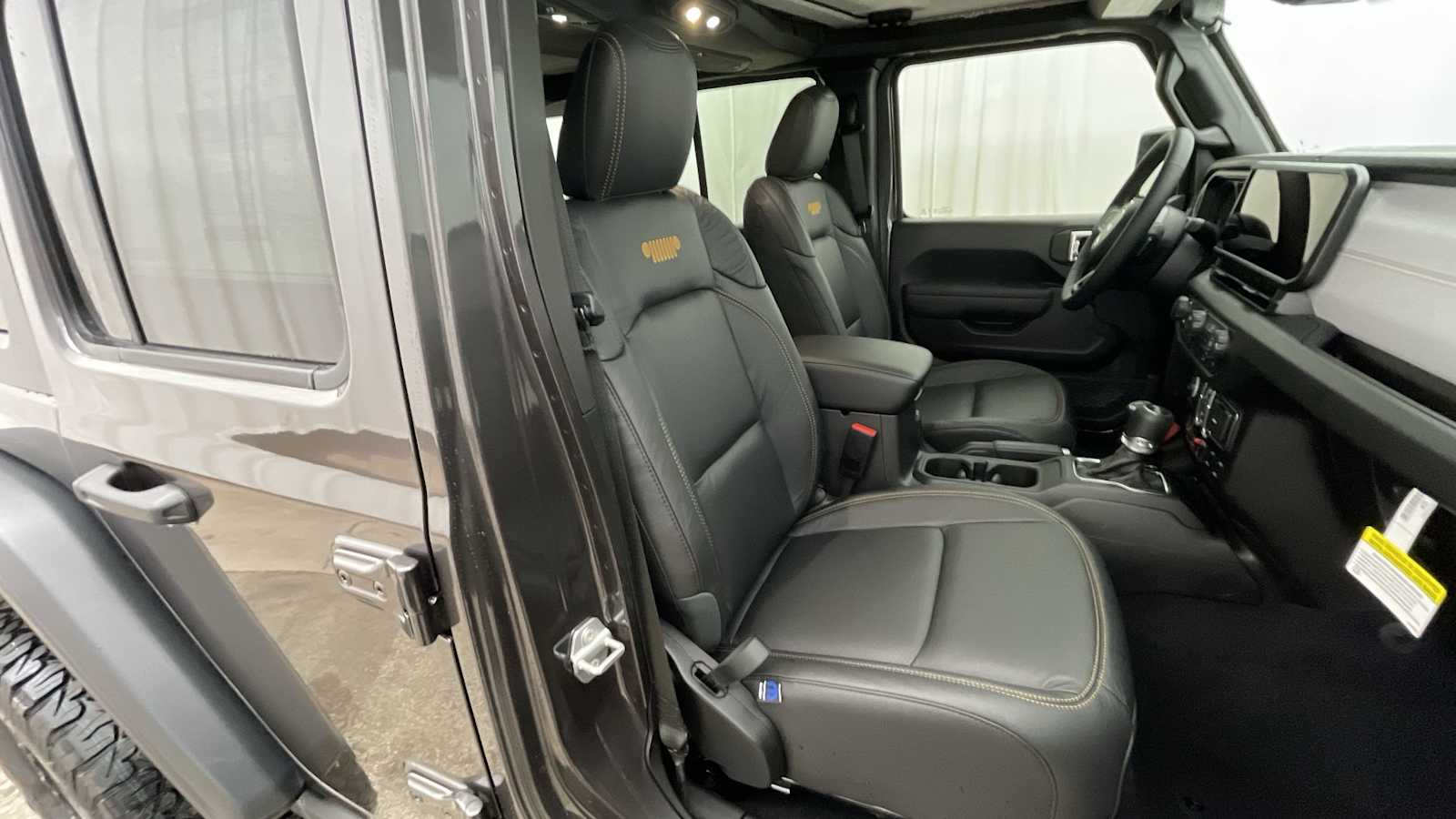 Thumbnail: 2026 Jeep Wrangler - 11