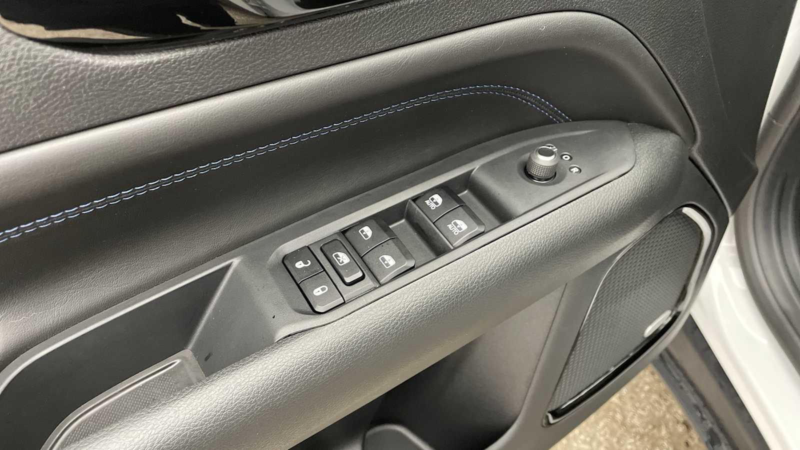 Thumbnail: 2026 Jeep Compass - 6